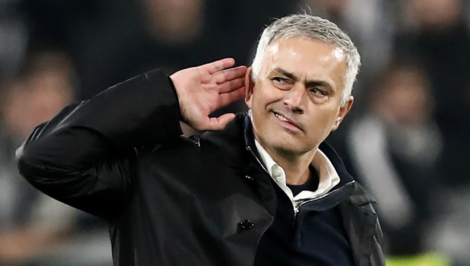 Jose Mourinho đã lập nên kỉ lục mới trong sự nghiệp của mình