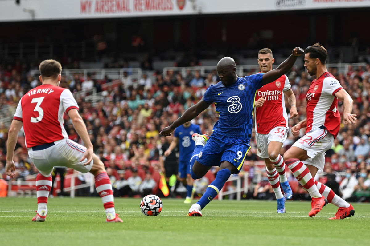 Lukaku với màn trình diễn xuất sắc, giúp Chelsea thắng Arsenal 2-0
